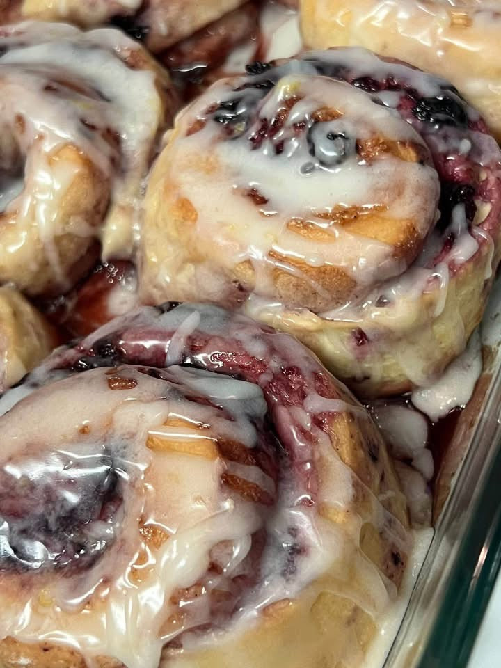 π Jumbo Blueberry Lemon Sourdough Sweet Rolls π«